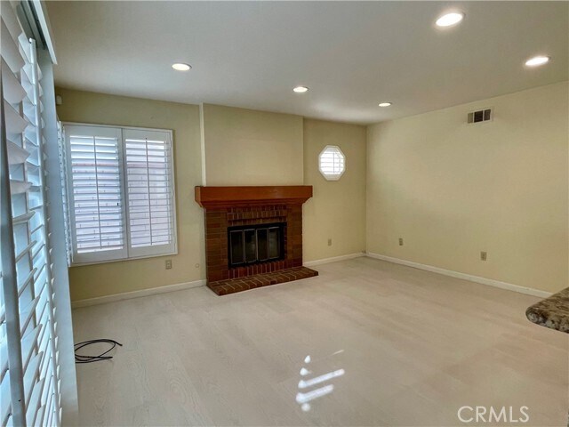Building Photo - 2219 Monteclaro Dr