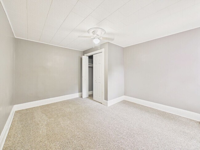 Building Photo - 1826 Boas St
