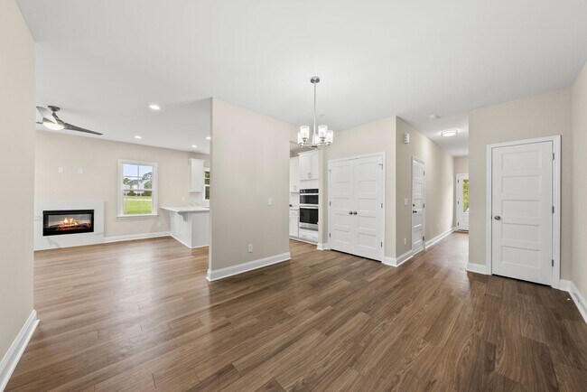 Building Photo - 7996 Humie Olive Rd