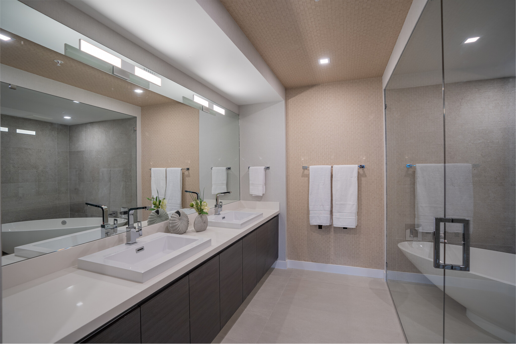 Building Photo - 330 Sunny Isles Blvd