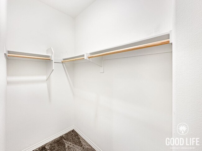 Building Photo - Beautiful 3B/3BA Townhome in Imperial Beach w/ 2-Car Garage & Community Pool!