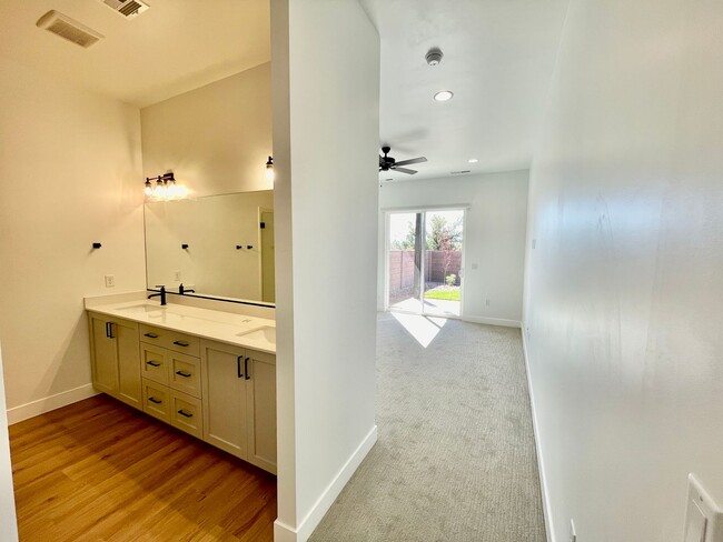 Building Photo - Patio Home in Woodland Estates - Pet Friendly