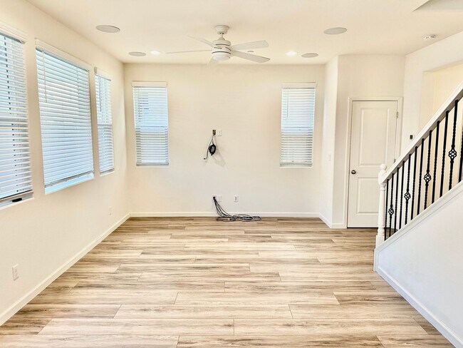 Building Photo - Newly Built 3/2.5 Bonadelle Home in Riverstone Community