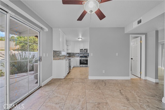 Building Photo - 8249 Haseltine Green