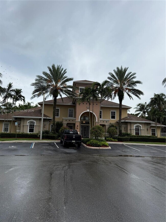 Building Photo - 6482 Emerald Dunes Dr
