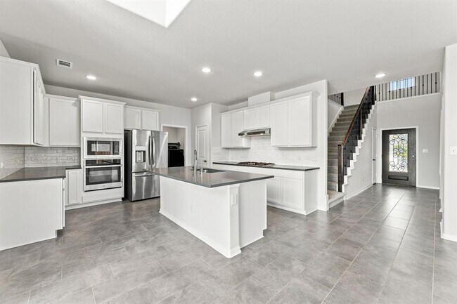 Building Photo - 658 Cherrystone Loop