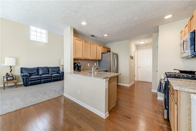 Building Photo - 13226 Aventide Ln