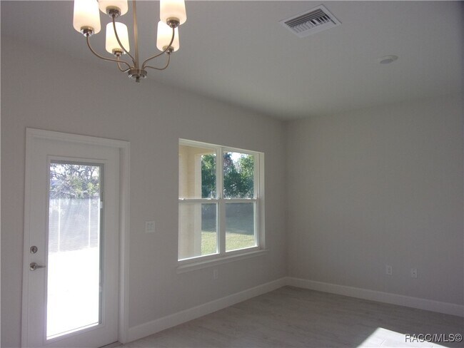 Building Photo - 219 Bittern Lp