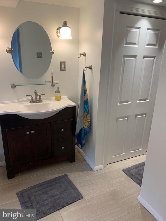 Building Photo - 846 N 27th St