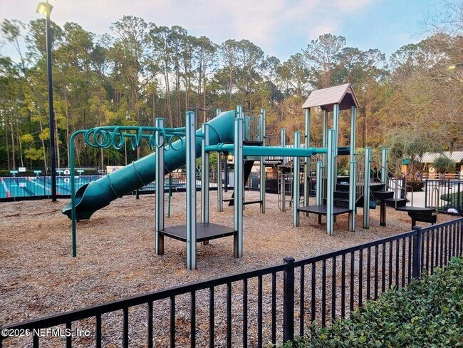 Building Photo - 965 Registry Blvd