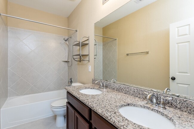 Building Photo - 7810 Deep Green Dr