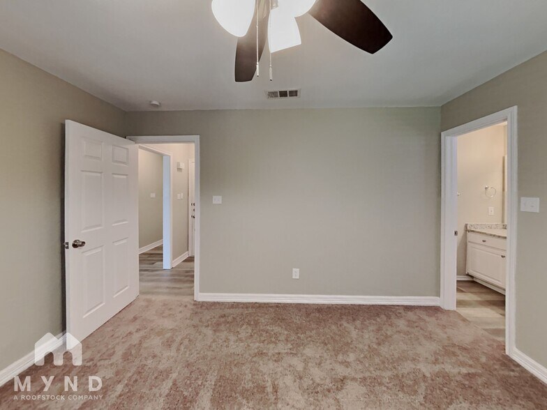 Building Photo - 106 Boardwalk St