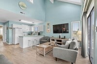 Building Photo - 1850 Colony Dr