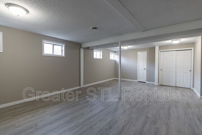 Building Photo - 106 Langtree Dr