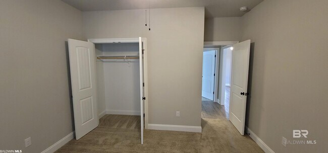 Building Photo - 1492 Fenton Cir