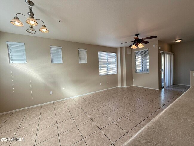 Building Photo - 16825 N 14th St