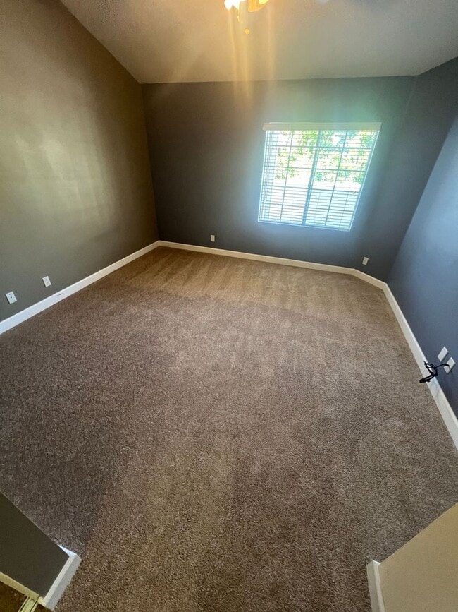 Building Photo - **Charming 1bed 1bath Condo located in the...
