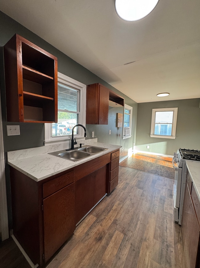 Building Photo - 1 Bedroom | 1 Bathroom | House with Carpor...