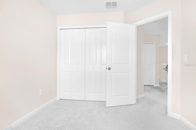 Building Photo - 5070 Rain Shadow Dr