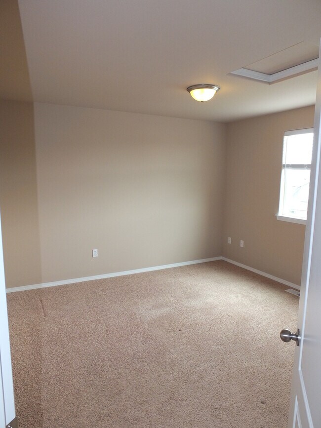 Building Photo - 3 bedroom 2 Bath House in Stanwood!