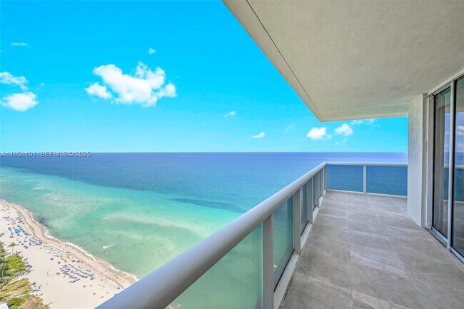 Building Photo - 1830 S Ocean Dr