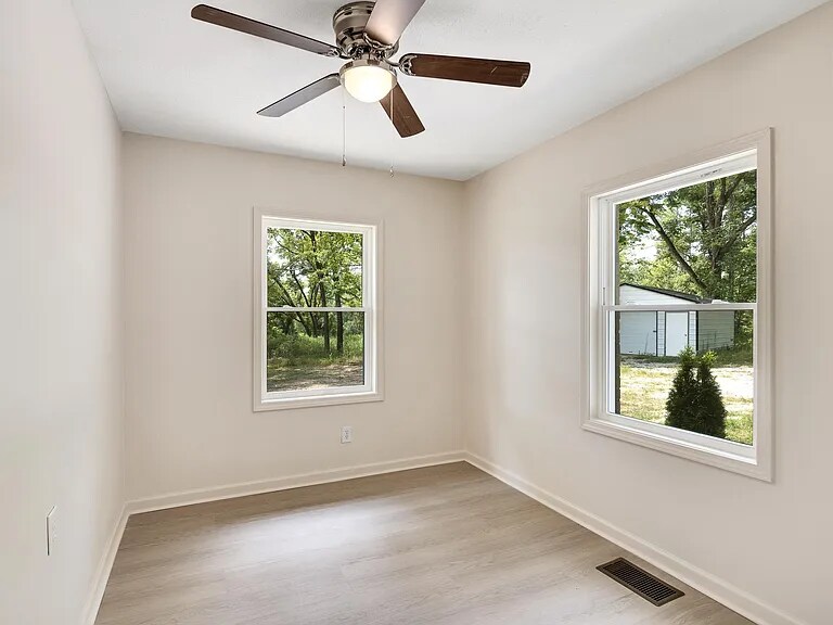 Building Photo - 7441 Walsh Rd