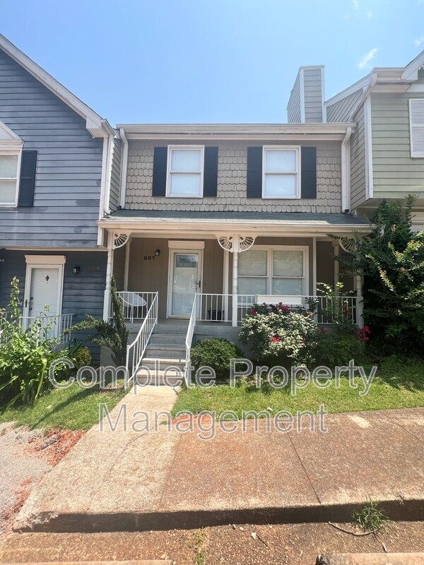 Primary Photo - 1521 16th St S