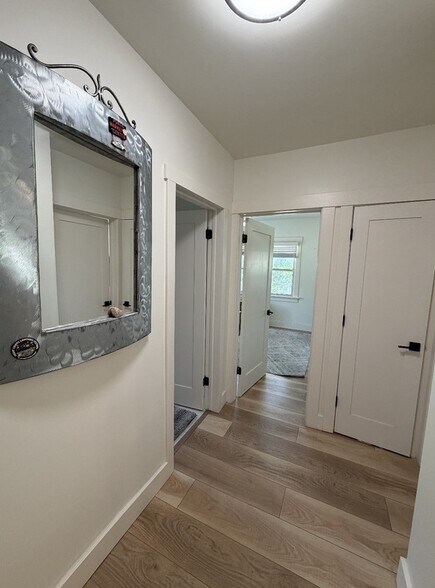 Building Photo - 1016 S 1300 E