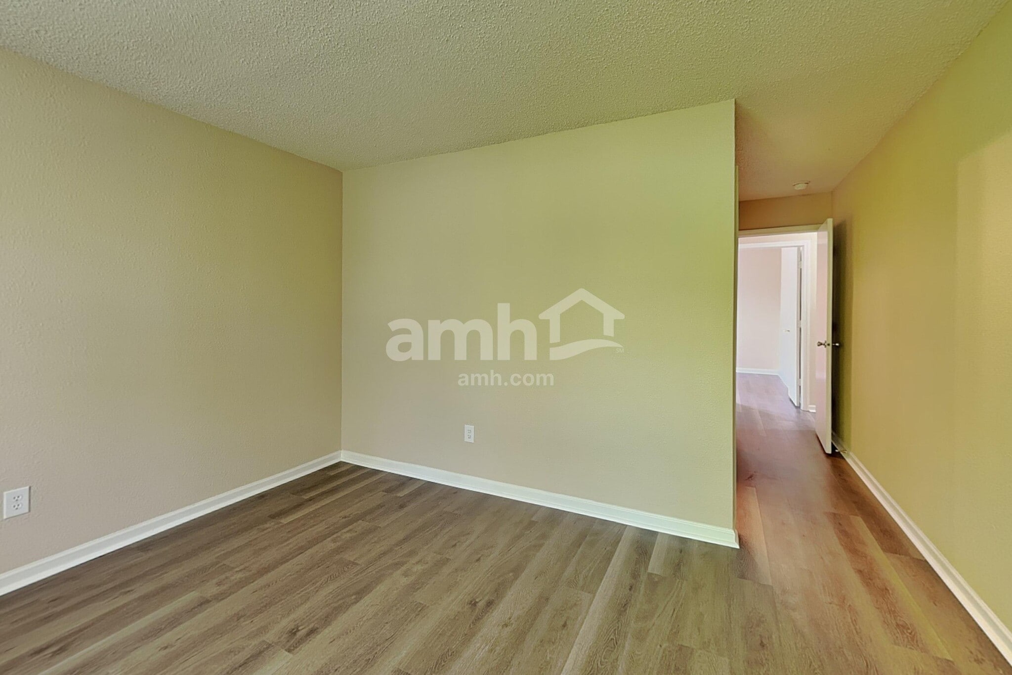 Building Photo - 4422 Autumn Crest Ct