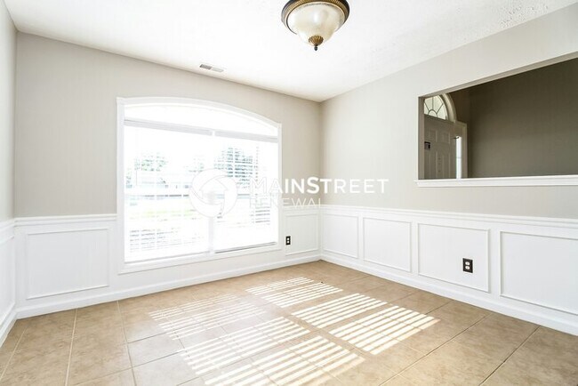 Building Photo - 3 Bedroom Pet-Friendly Home in La Vergne, TN with Main Street Renewal