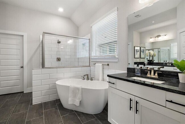 Building Photo - 20813 Claire Jean Path