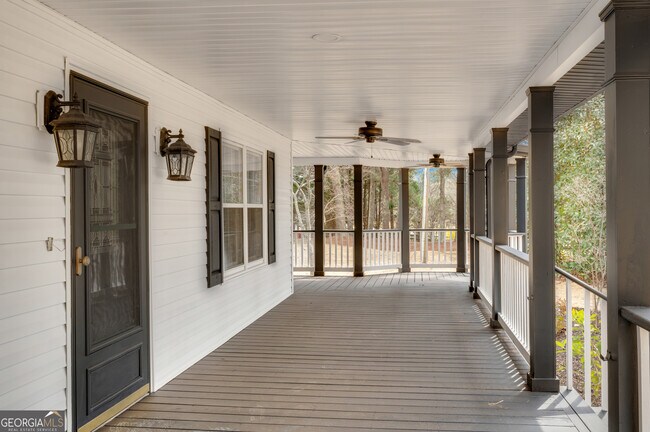 Building Photo - 813 Sandy Creek Rd