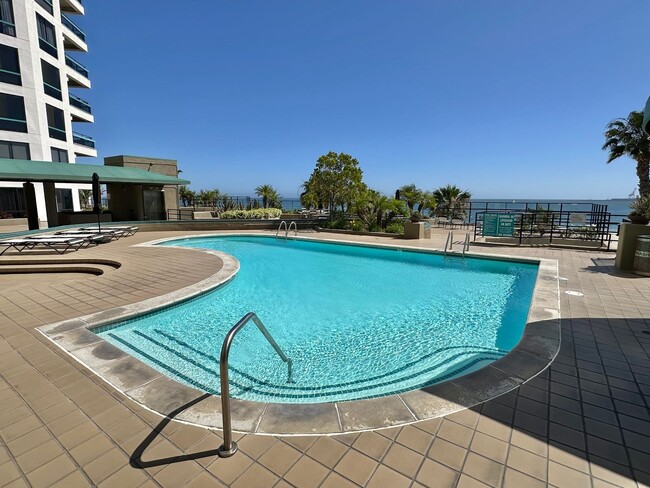 Building Photo - Oceanfront High-Rise Living – Stunning 1BR w/ Panoramic Views & Resort Amenities