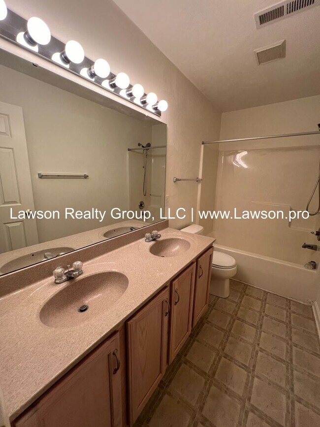 Building Photo - Beautiful Four Bedroom Home in "The Groves...