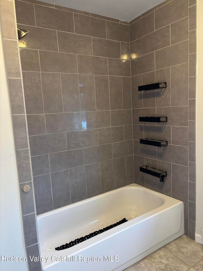 Building Photo - 1982-1984-1984 NY-32