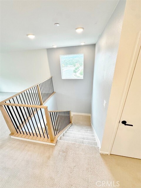 Building Photo - 229 Paddock Ln