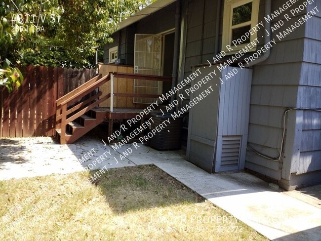 Building Photo - 4311 V St