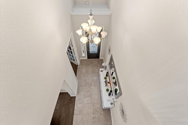 Building Photo - 2018 Brookmont Dr