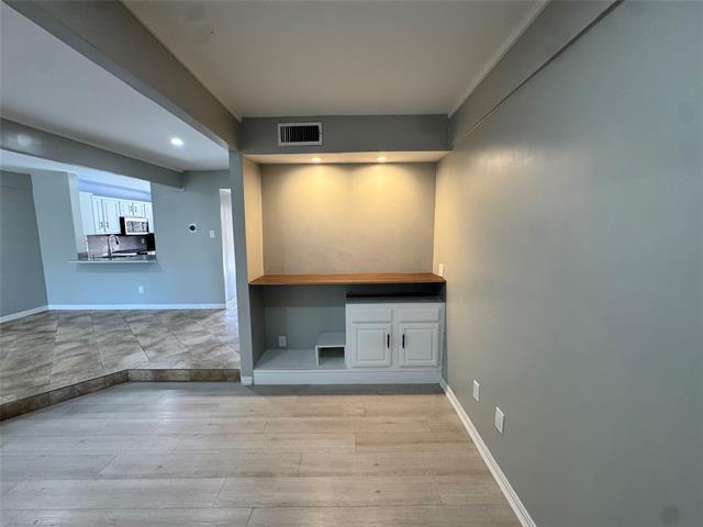 Building Photo - 4254 Cuesta Dr