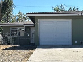 Building Photo - 2+1 READY NOW w/garage