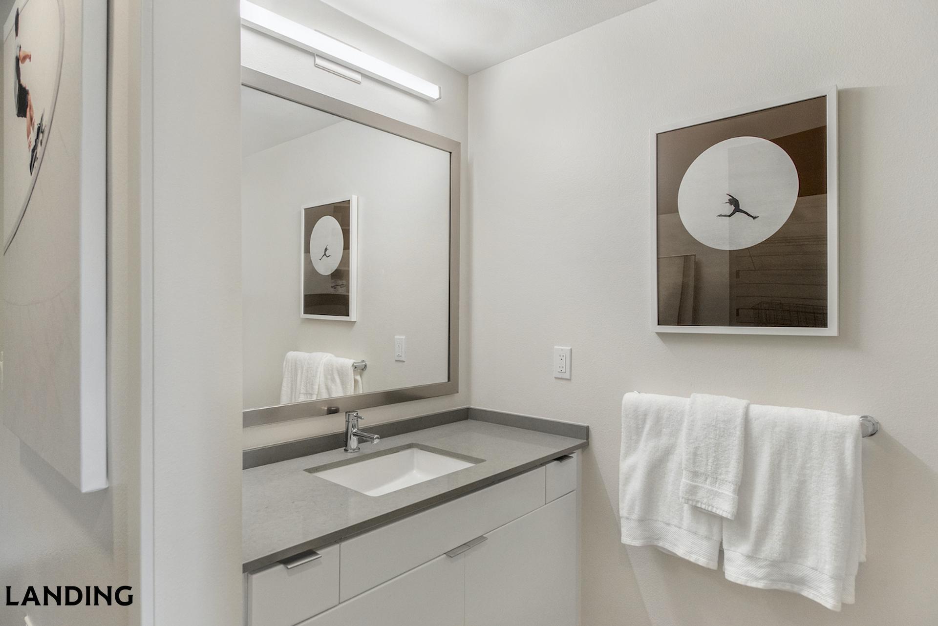 Building Photo - 949 Cleveland St