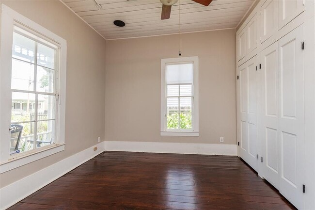 Building Photo - 2011 Decatur St