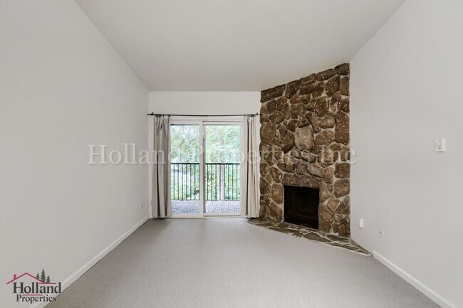 Building Photo - 2680 SW 87th Ave