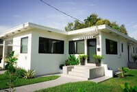 Building Photo - 1600 SW 17th Ave