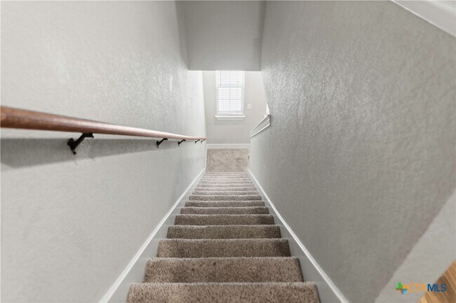 Building Photo - 3067 View Ridge Dr