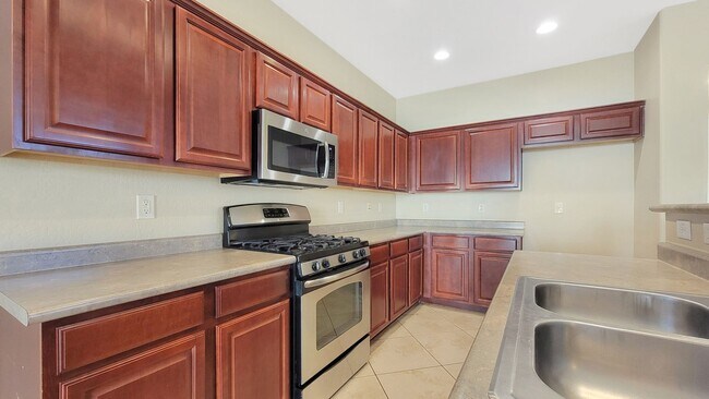 Building Photo - Marley Park 4 bedroom! Excellent community...