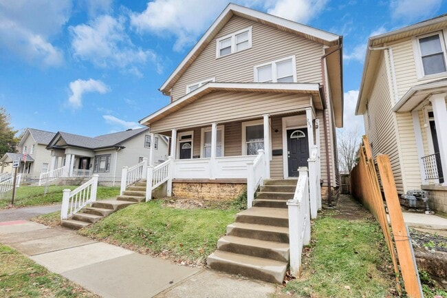 Building Photo - 293-295 Woodrow Ave