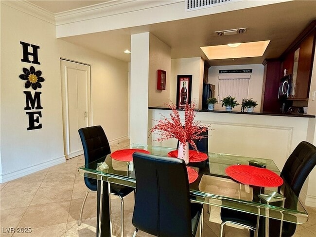 Building Photo - 270 E Flamingo Rd