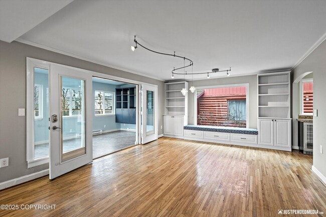 Building Photo - 1334 K St