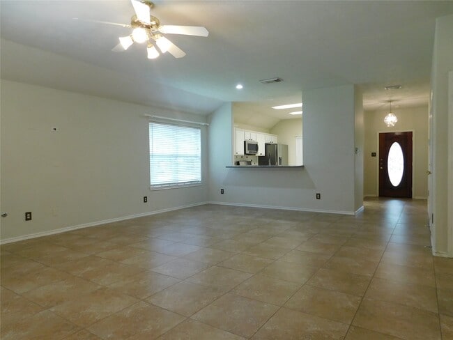 Building Photo - 3014 Aylesworth Ct